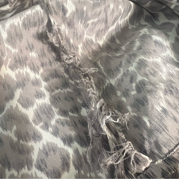 VINTAGE, Carlisle 100% Silk leopard print blouse, size 8 - Picture 7 of 7